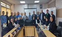تقدیر و تشکر رئیس مرکز آموزشی درمانی شهید مدنی جناب آقای دکتر برادران  بمناسبت عید نوروز به معاونین و مسئولین در سالن حججی  با اهداء لوح تقدیر